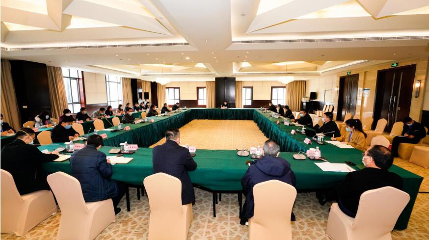 尊龙集团官网集团召开党委（扩大）会议通报进建省委常委会心灵