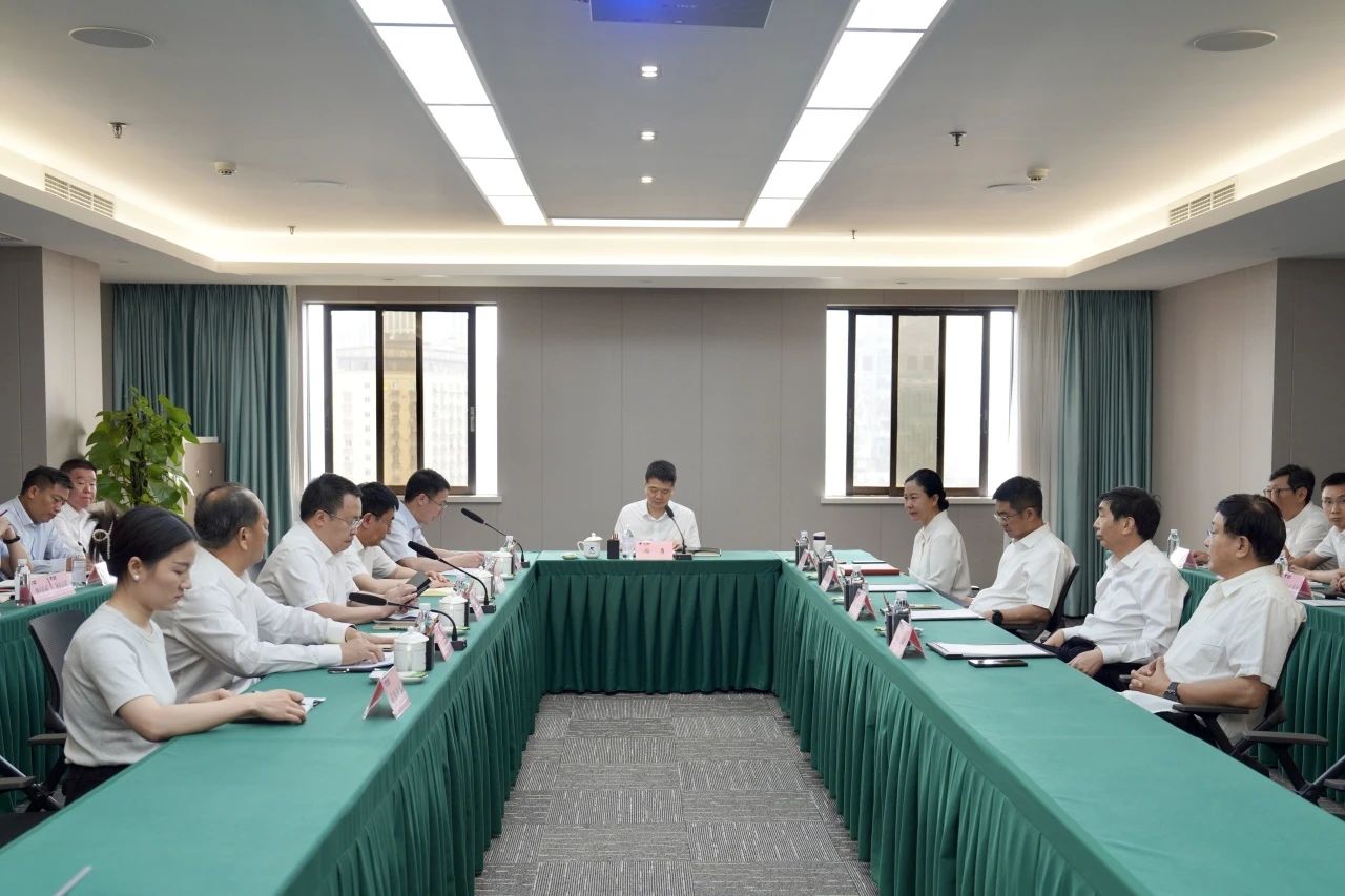 省尊龙集团官网集团新任表部董事到岗履职