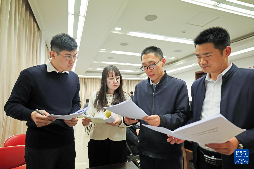 听民气 汇民智丨倾力打造沟通互换“直通车”，2025年旁听全国两会工作这样发展